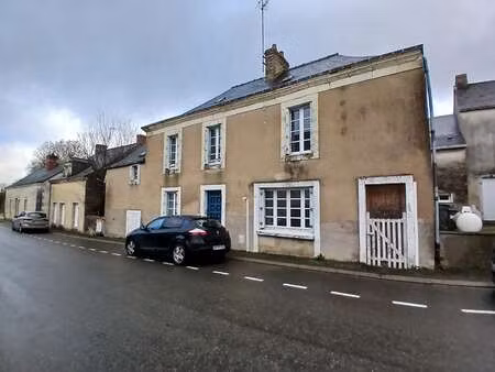 vente maison à la cropte (53170) : à vendre / 132m² la cropte