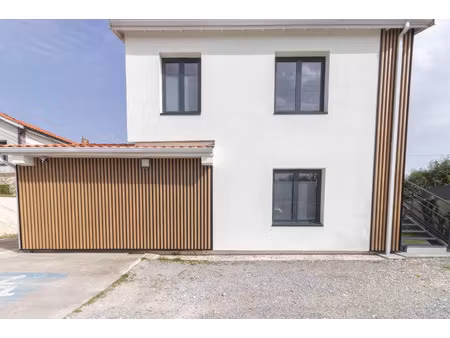 local infirmière à pessac bourgailh