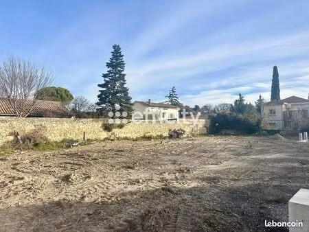 terrain 255 m² salon de provence