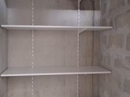 cave à louer 2m2 06700 slv plateaux fleuris