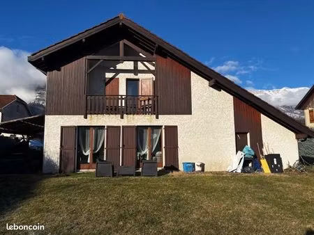 maison 6 pièces 150 m²