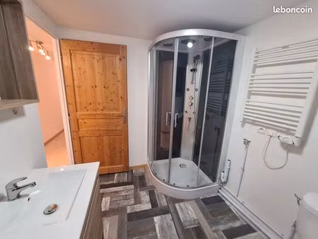 maison de ville rénovée – calme absolu – idéale couple ou petite famille