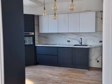 appartement 3 pièces 81 m²