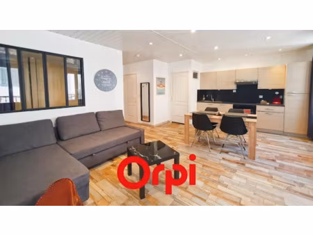 location meublée appartement 2 pièces 36 m² à bandol (83150)  950 €