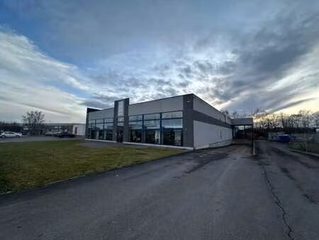ensemble semi-industriel de 2100m²