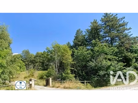 vente terrain 717 m²