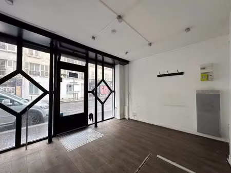 location locaux professionnels 15 m² à paris 11ème (75011)  877 €