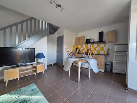 location meublée maison 2 pièces 40 m² à colombiers (34440)  690 €