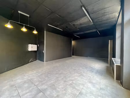 location locaux professionnels 0 pièces 65 m² à riscle (32400)  550 €