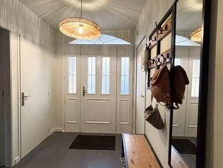 vente maison à gennes-longuefuye (53200) : à vendre / 118m² gennes-longuefuye