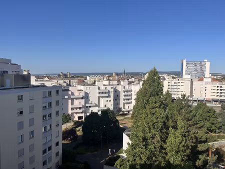 t3 clemenceau auditorium