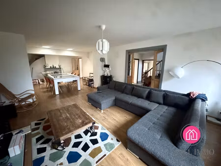 corps de ferme rénové semi plain-pied