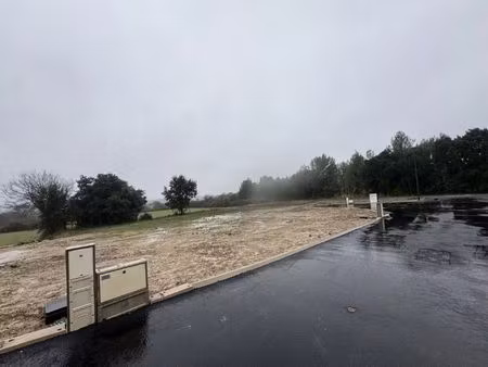 vente terrain 731 m² saint-bauzille-de-montmel (34160)