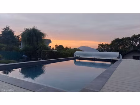 maison etaux 7 pièce(s) 242 m2