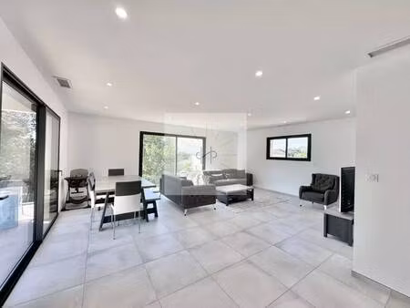 maison de plain-pied à vendre