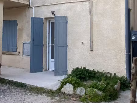 appartement t2 rénové et climatisé en coeur de ville