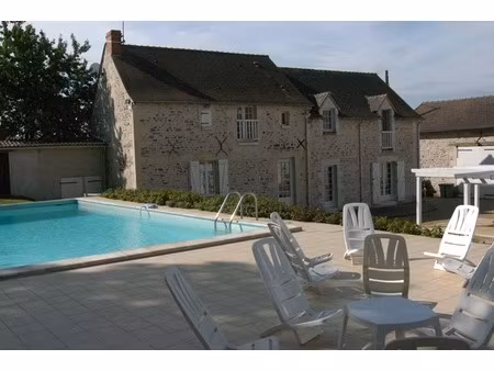 domaine equestre avec gites 20min châtellerault