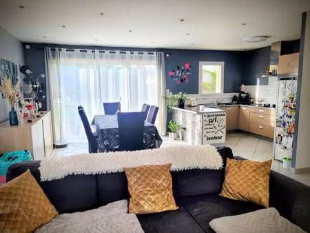 vente maison à vieillevigne (44116) : à vendre / 95m² vieillevigne