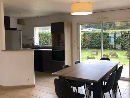 location maison à brem-sur-mer (85470) : à louer / 85m² brem-sur-mer