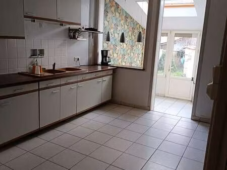 location maison à fontenay-le-comte (85200) : à louer / 75m² fontenay-le-comte