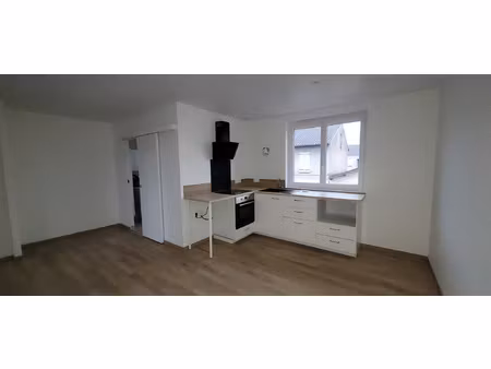 appartement t2 avec terrasse et parking couvert