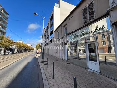 a louer local commercial environ 34m2 avenue de laon