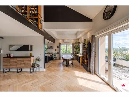 maison spacieuse à vendre à miribel - référence 9831