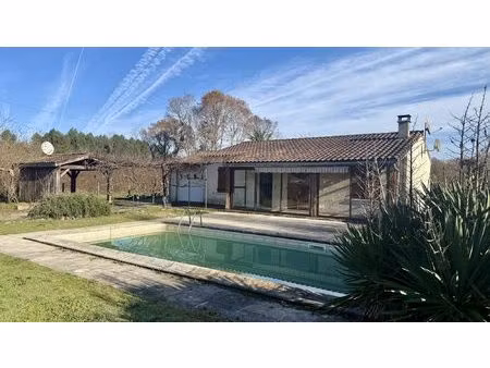 saint-symphorien - maison plain pied - 75m2 - 3 chambres - pisic