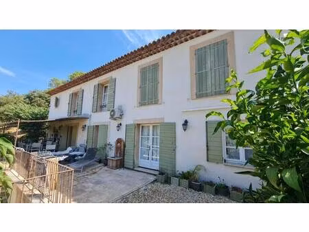 villa lorgues 5 pièce(s) 246 m2