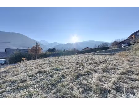 terrain constructible de 918 m² sur les hauteurs d'allevard-l