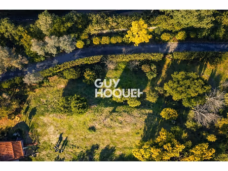 terrain à bâtir au calme avec vue dégagée à la roquette-sur-siagne