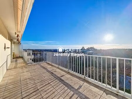 grand duplex avec garage cave et parking