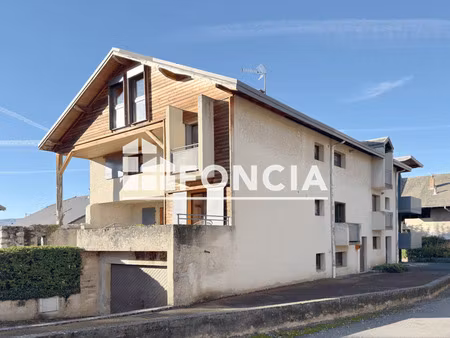 immeuble de rapport de 4 appartements - revenus annuel : 32 062.20 €