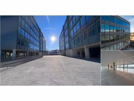 bureaux à louer à poortakkerstraat 59 sint-denijs-westrem (rbv10750)