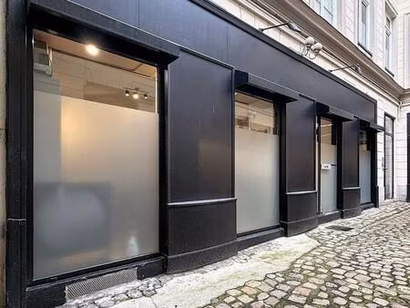 vente local d'activités 30 m²