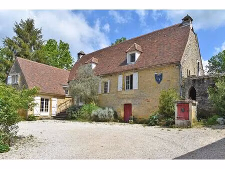 corps de ferme la chapelle aubareil 139m²