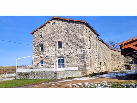 corps de ferme de 164 m² habitables. intégralement rénovée en 2023