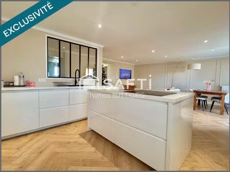 maison de charme  3 chambres  terrasse et jardin clos.