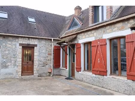 maison ancienne  beaucoup de carme