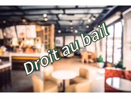 vente bureaux et commerces à royan (17200) : à vendre / 77m² royan