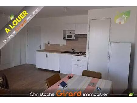 location appartement 2 pièces à tinténiac (35190) : à louer 2 pièces / 43m² tinténiac