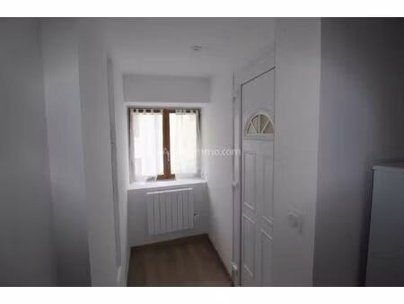 location duplex 2 pièces 21 m2 à belley