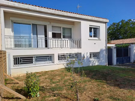 maison 6 pièces 145 m² à louer la rochelle 17000 ? | era immobilier