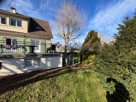 maison de maçon avec beaux volumes - ideal famille -etat impeccable sans vis à vis