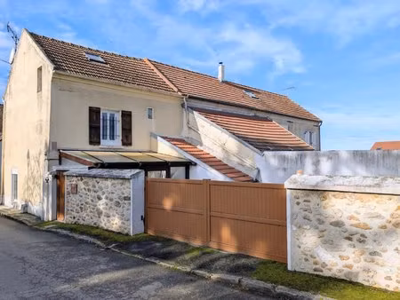 réf. 2186 - maison 5 pièces avec jardin et garage