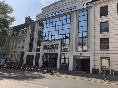 location bureau lille 421 m²