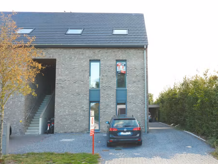 appartement te huur in waarschoot met 3 slaapkamers