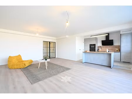 appartement te huur in eeklo met 2 slaapkamers