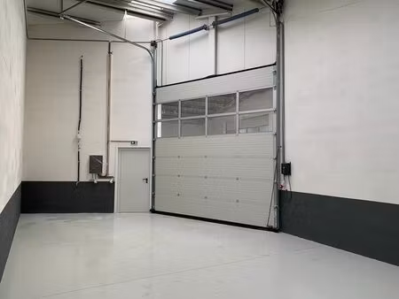 commercieel te huur in vichte