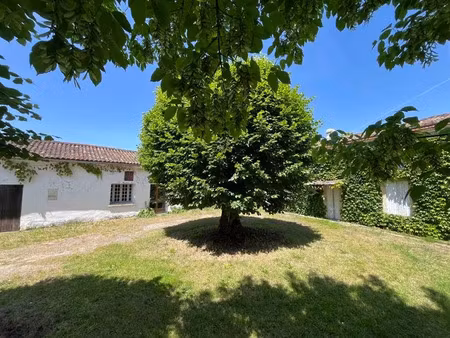 vente maison 5 pièces 130 m² à anglade (33390)  90 118 €